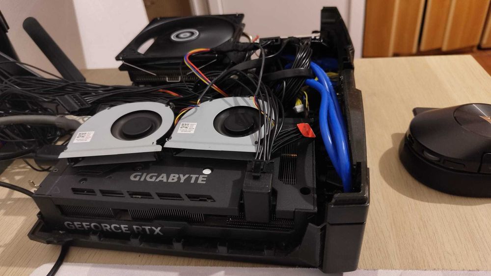 Gigabyte geforce RTX 4060 TI Windforce OC, 8GB GDDR6, 128-bit