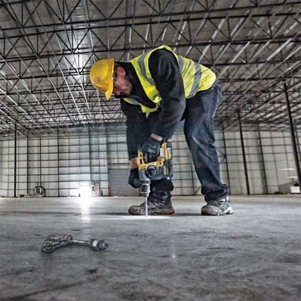 Акумулаторен перфоратор DeWALT DCH273 + Батерия 5Ah и Зарядно