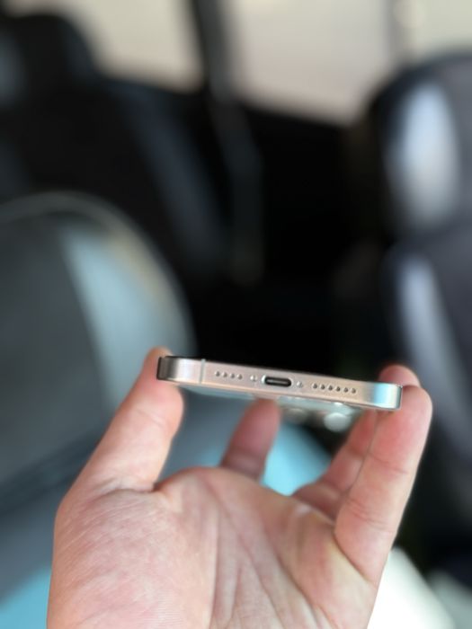 15 Pro Max Desert Titanium