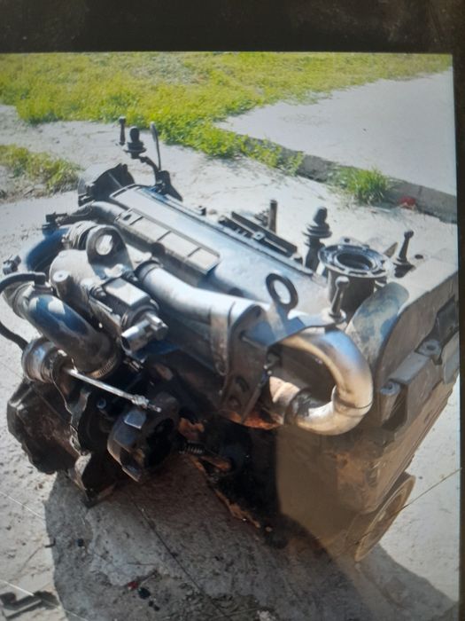 Motor Renault clio 1.5 dci k9k cu tot cu cutie