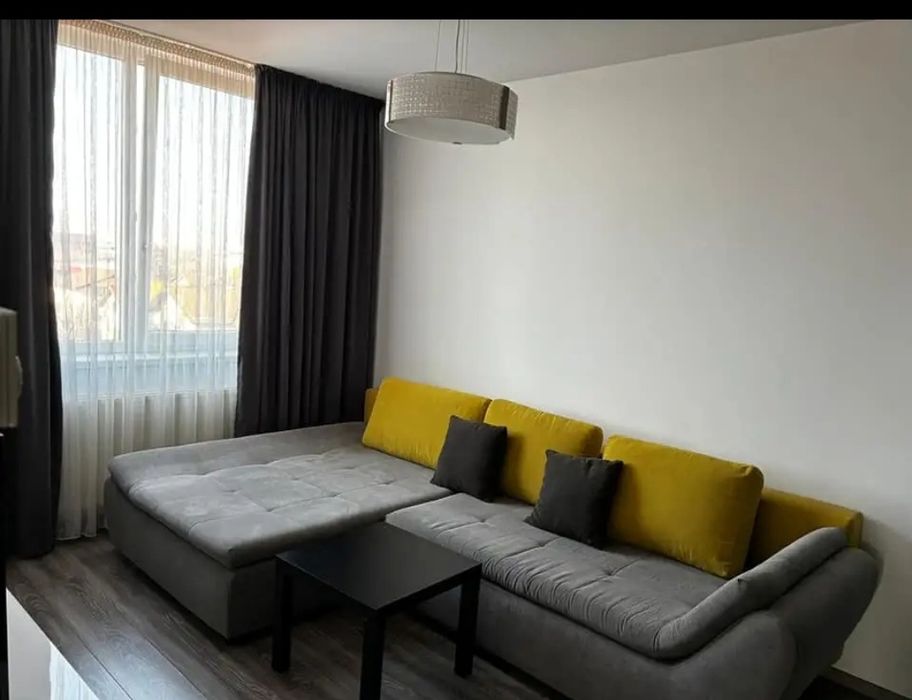 închiriez apartament 3 camere metrou Dimitrie Leonida