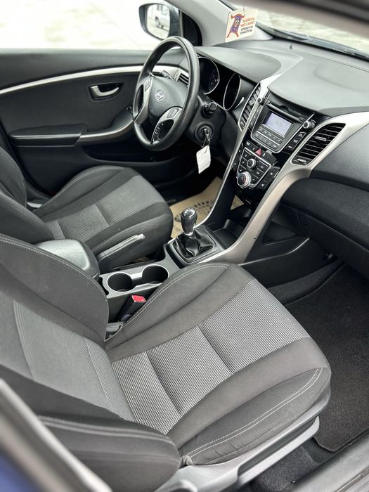 Hyundai I30//Euro5//Diesel//Manual 6+1