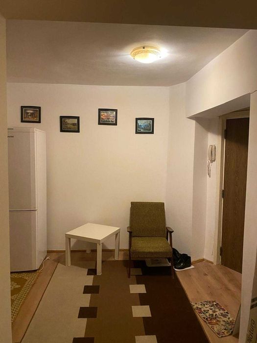 Vand apartament 3 camere
