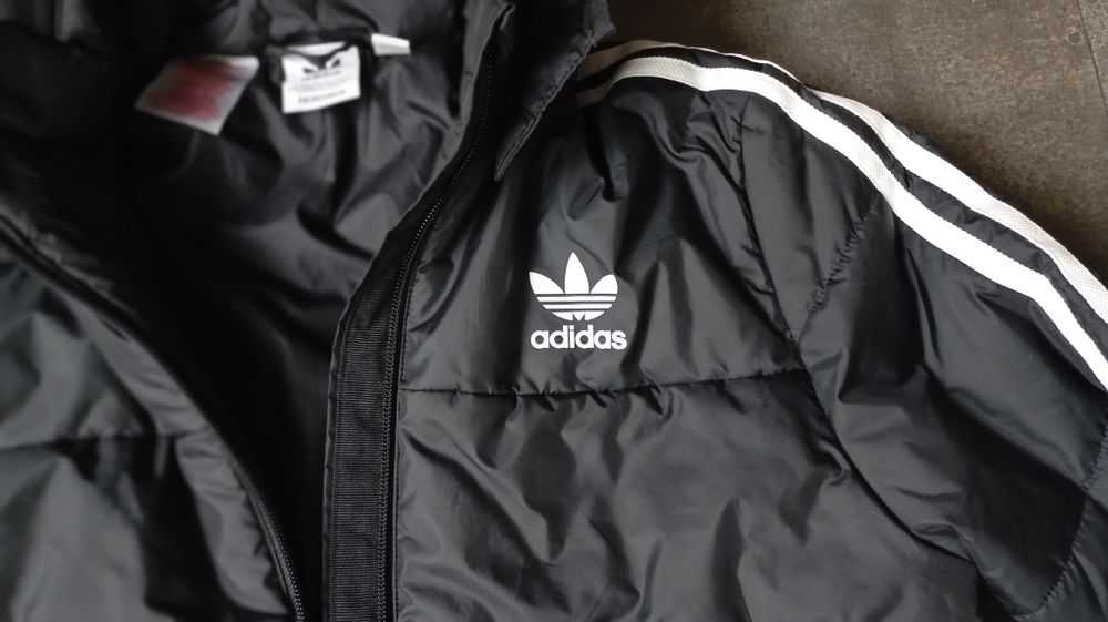 Яке Adidas 150cm с лека подплата