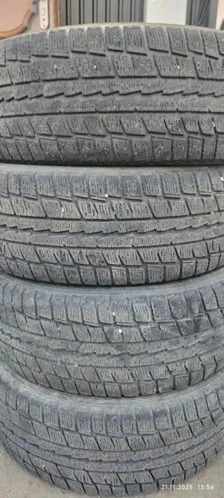 Продам бу шины DUNLOP