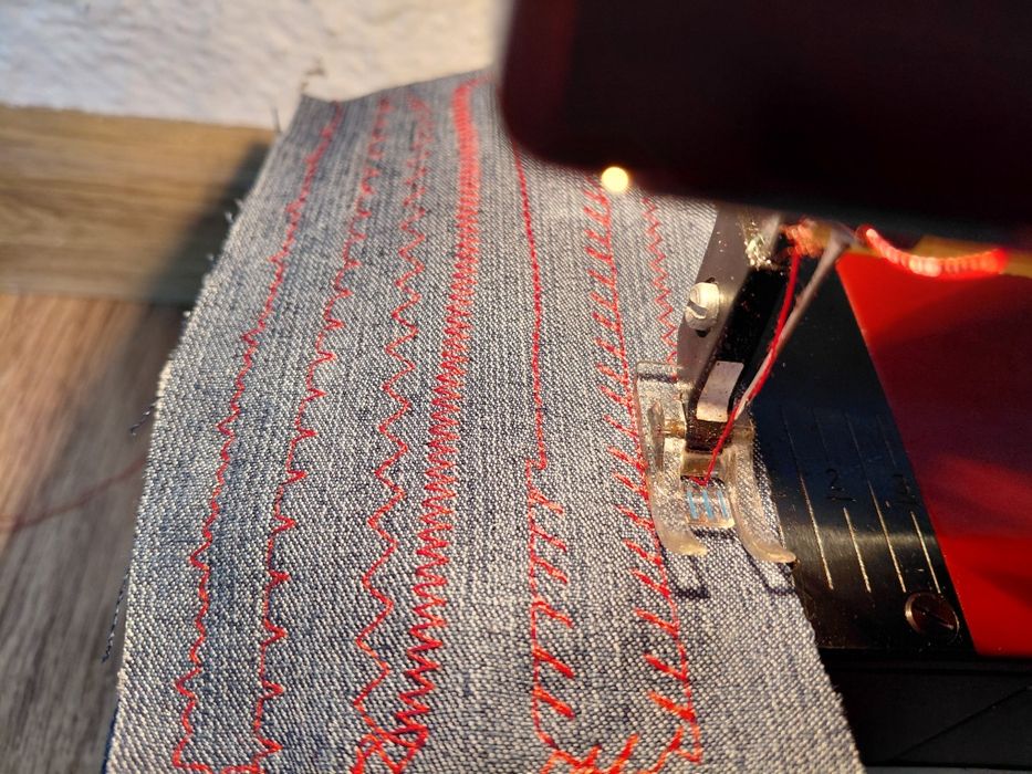 Шевна машина Хускварна