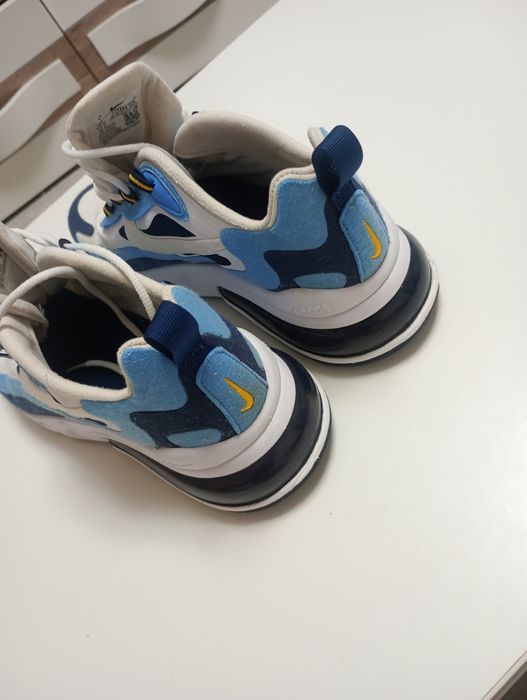 Nike air max react 270