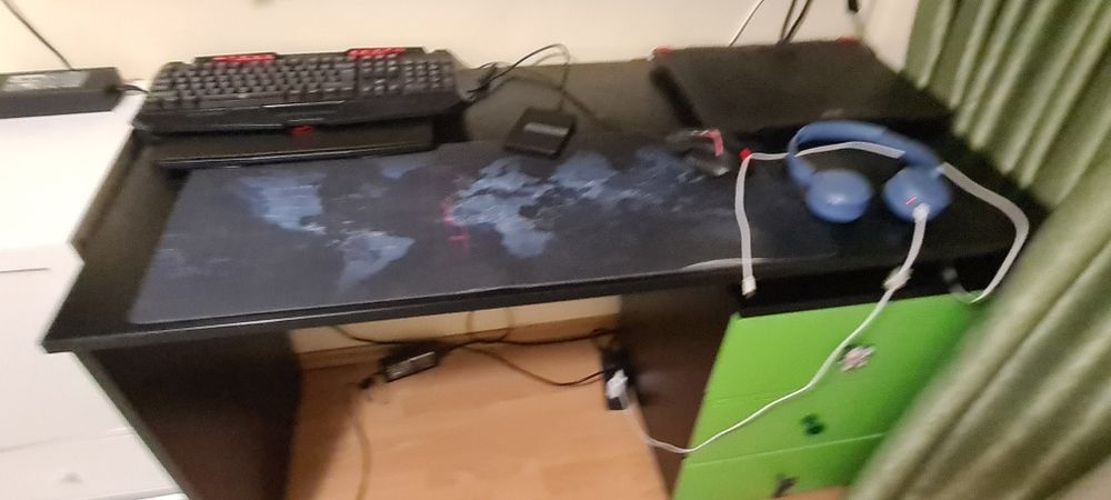 Vand birou 60x120 cm si corp mobil birou cu 3 sertare si roti