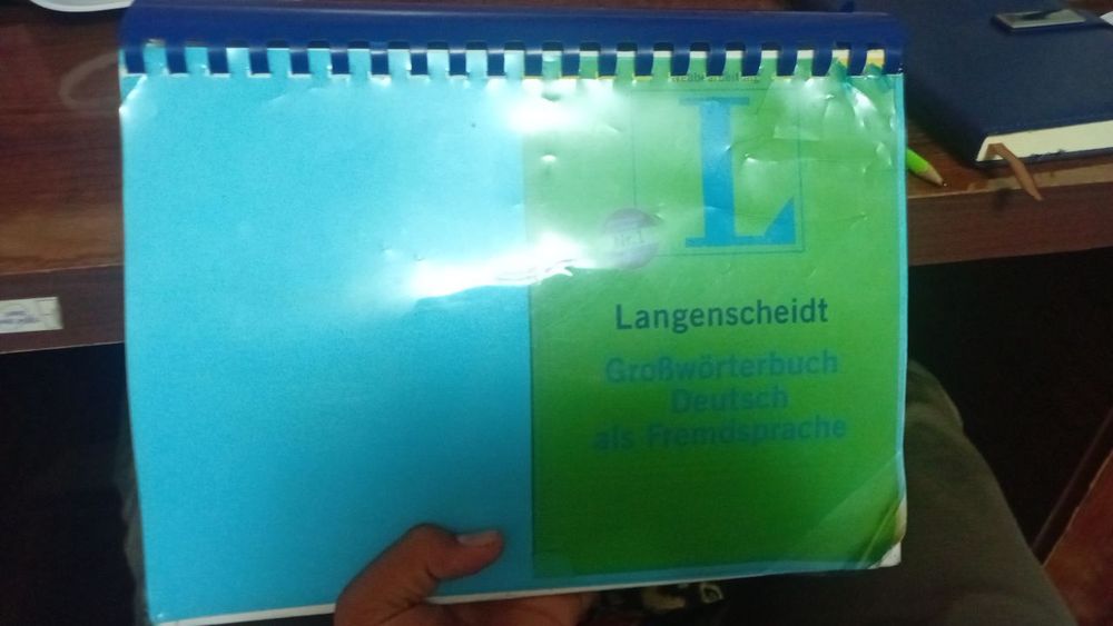 Langenscheidt Nemis tili