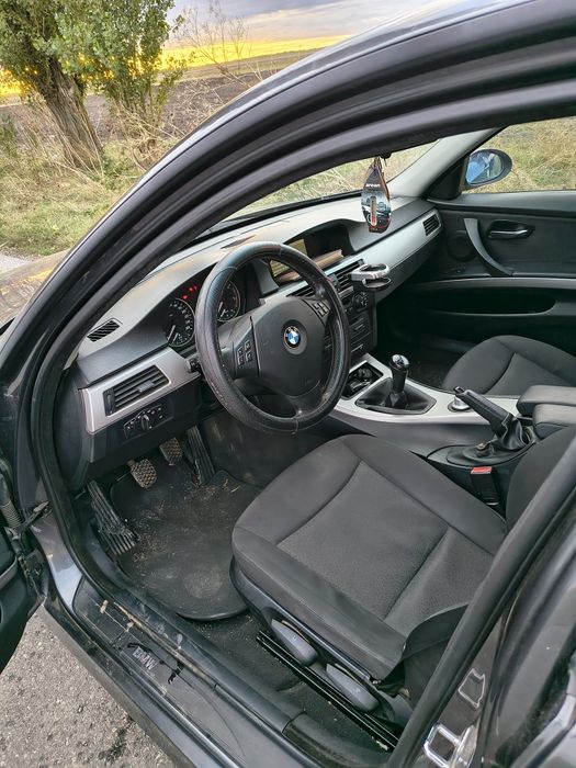 Vând BMW e90 320d 163cp