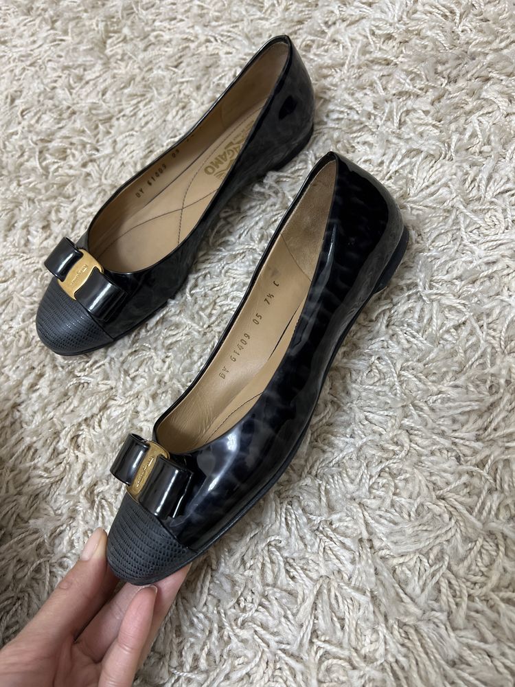 Итальянские балетки Ferragamo 37,5р