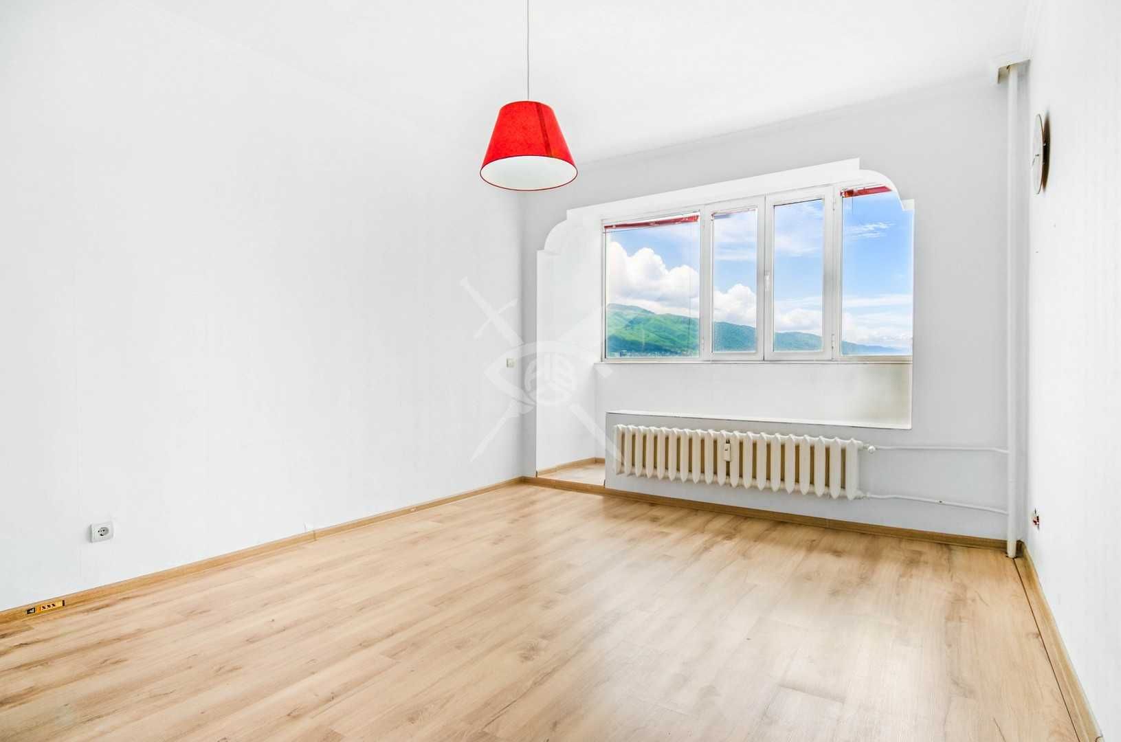 Двустаен апартамент в ж.к. Изгрев № 81154