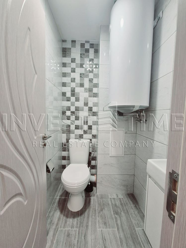 Дава се под наем Тристаен апартамент в Варна, Бриз - 80 кв.м за 765 € - Снимка #10