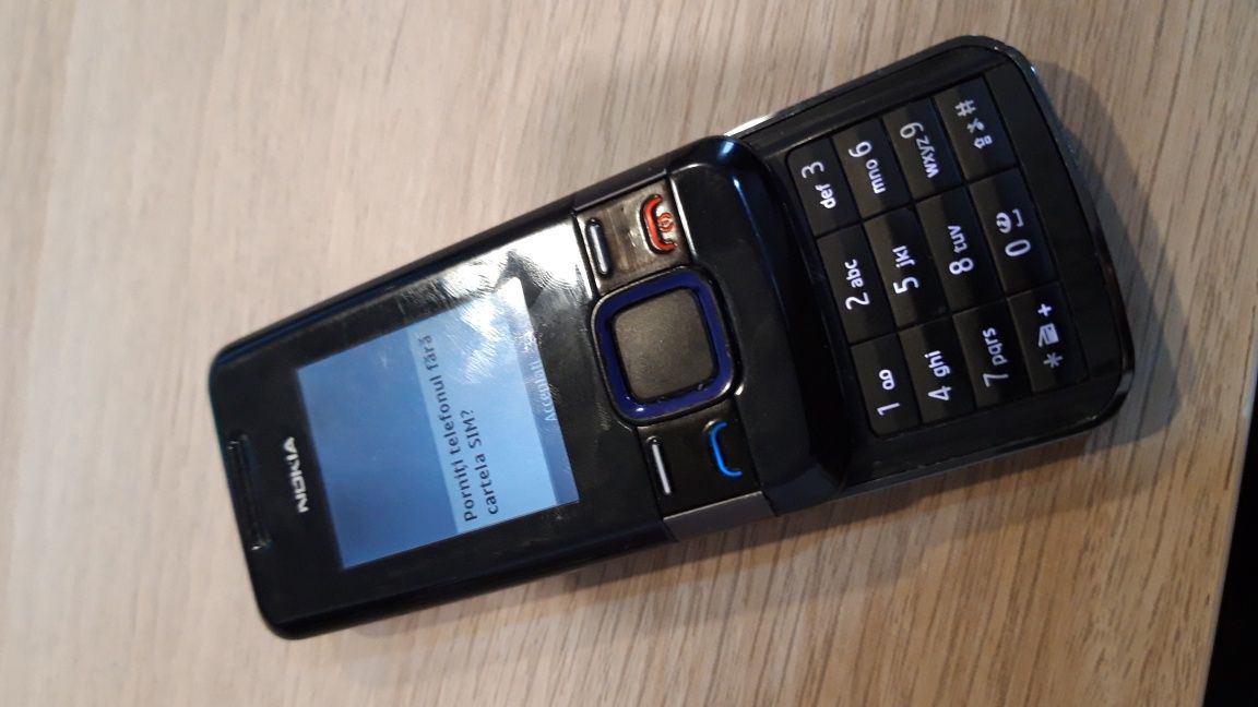 Nokia  7100s - 2