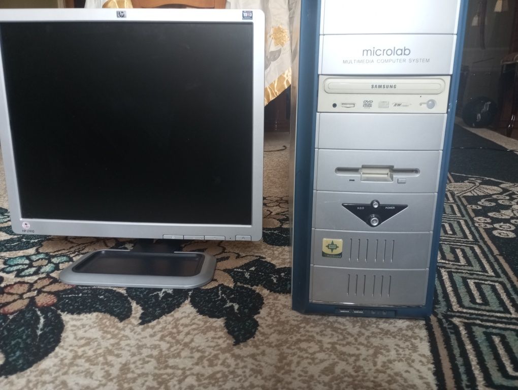 Продам монитор HP, и блок