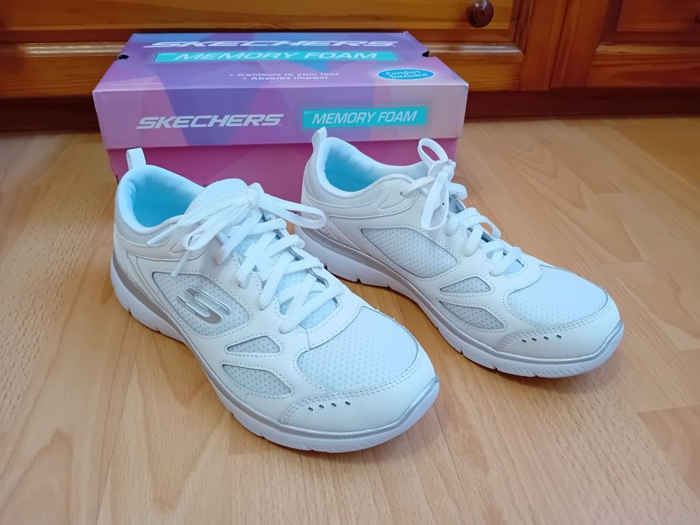 Дамски обувки Skechers бели 40 номер 27см стелка