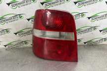 Lampa / Tripla stop stanga pe aripa Volkswagen VW Touran prima genera