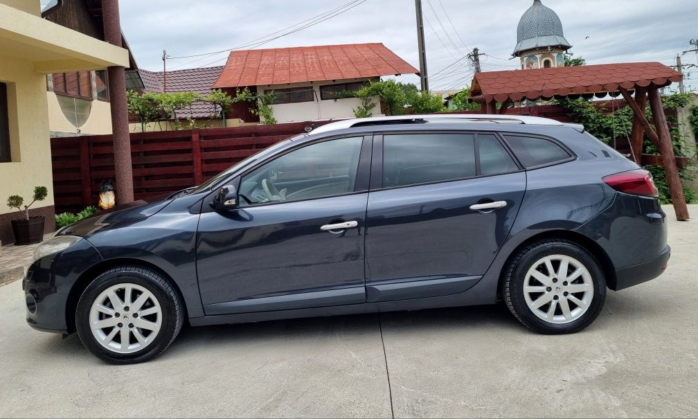 ***Renault Megane III//Euro 5//Panoramic//Bi-Xenon***