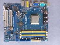 Motherboard cu procesor vechi