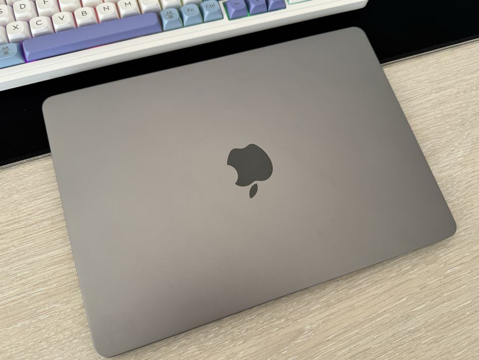 Macbook air 13 m3 256gb