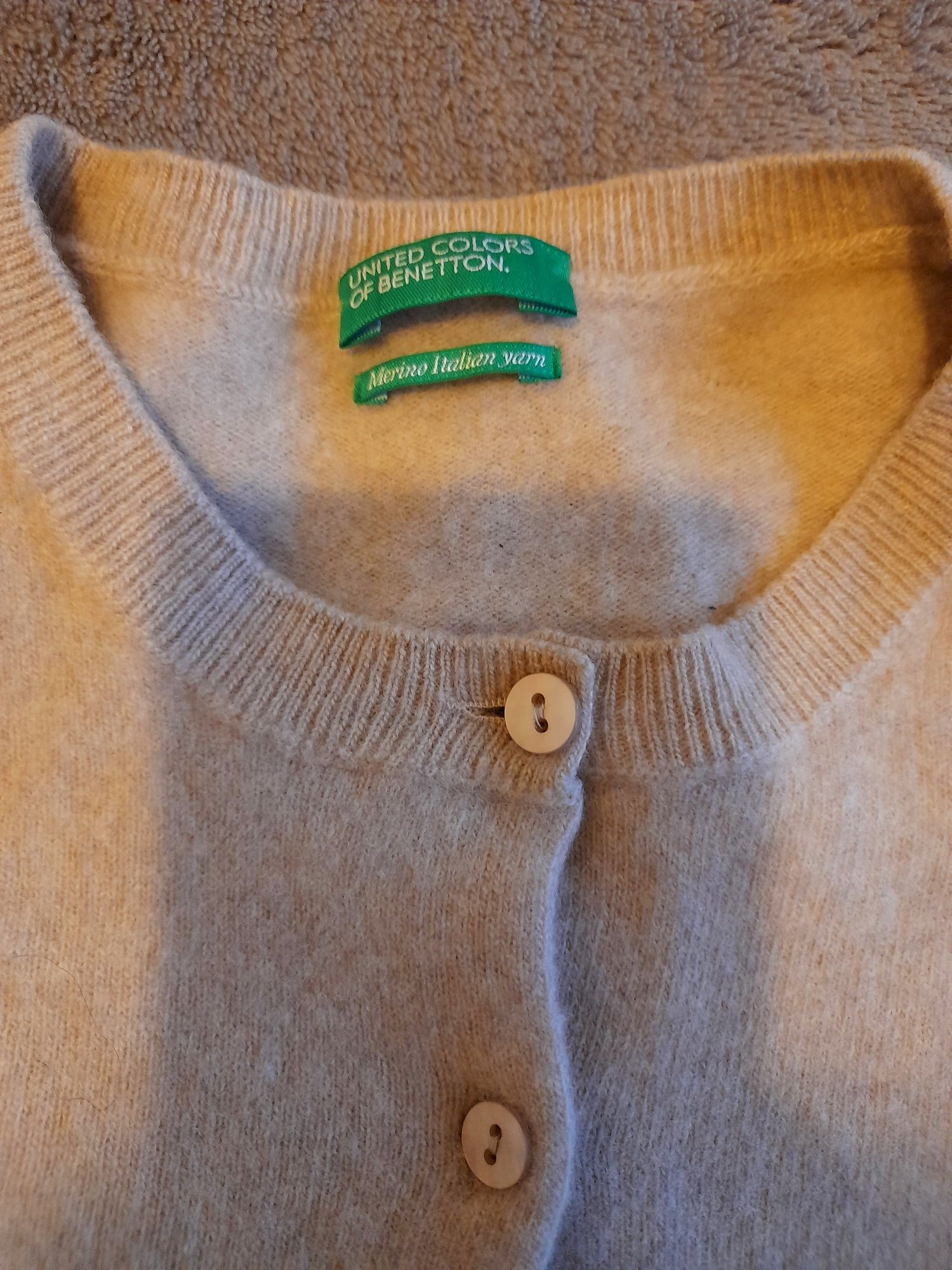 Cardigan / Pulover 100 % Merinos United Colours of Benetton S/M