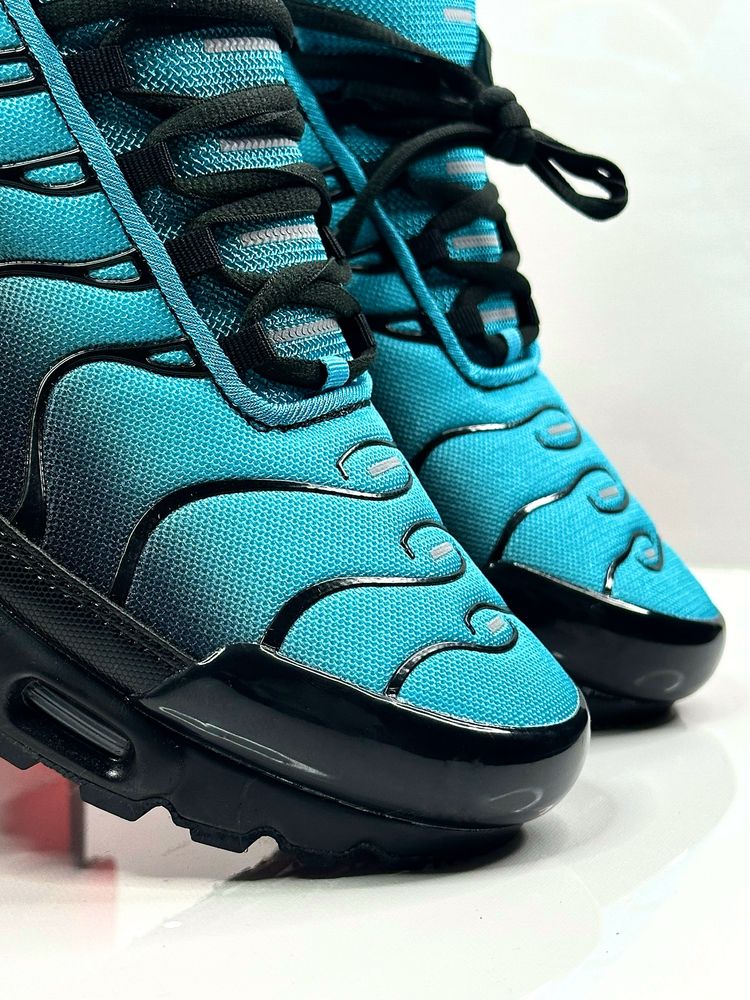 Nike Air Max Plus TN Aqua Fade