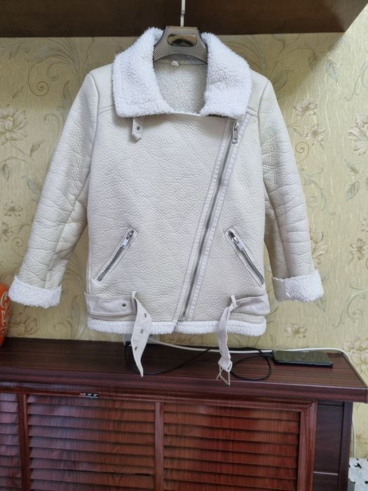 Женские куртки в хорошем состоянии