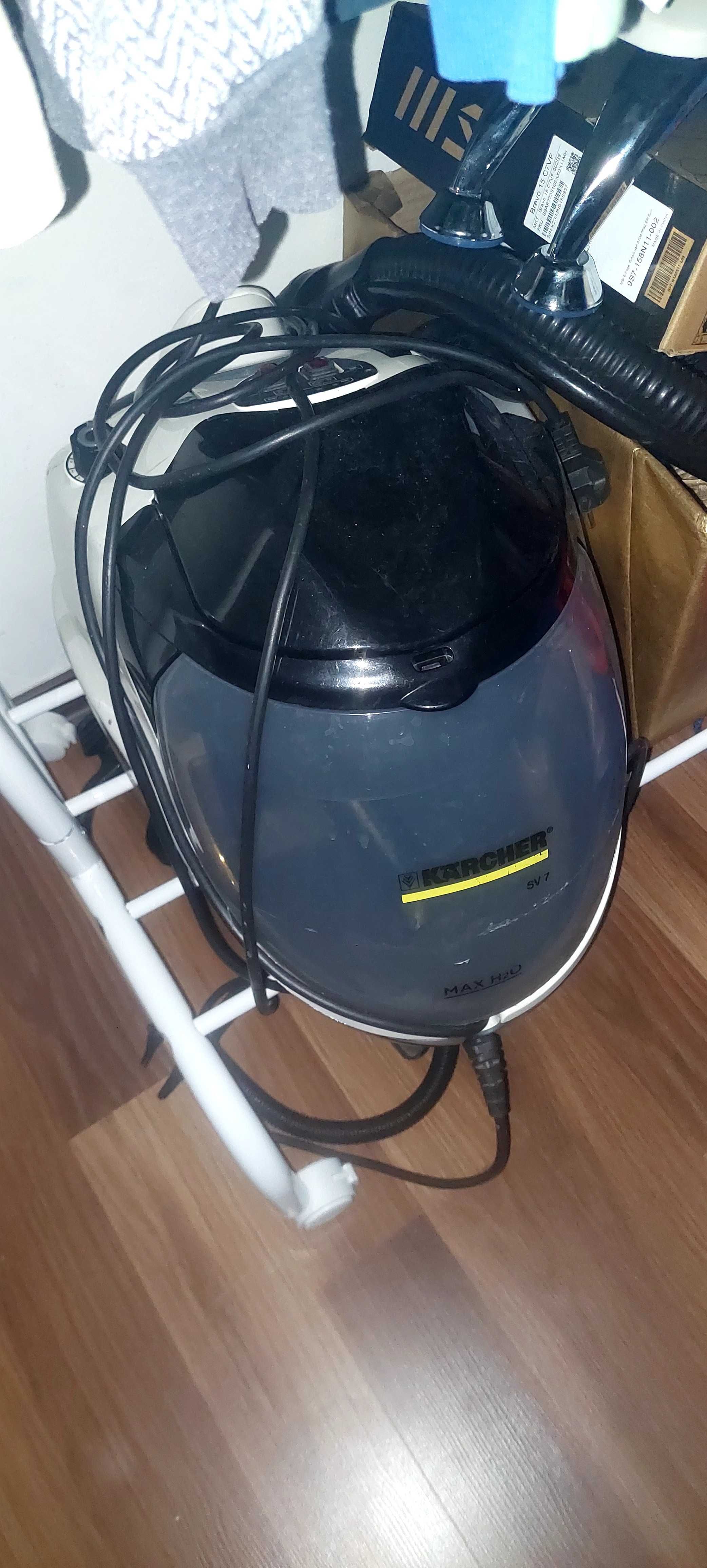 Aspirator cu abur Kärcher SV7