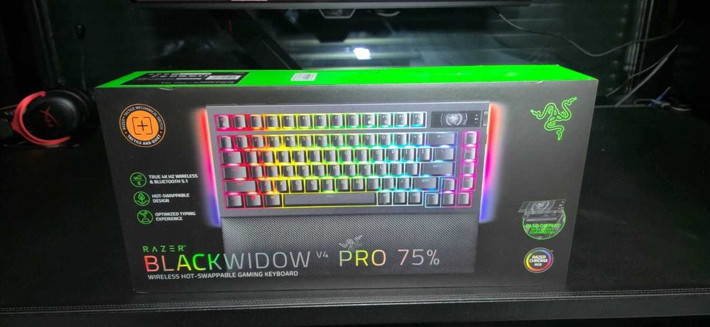 Tastatura Gaming Razer BlackWidow V4 Pro 75% Sigilata Noua
