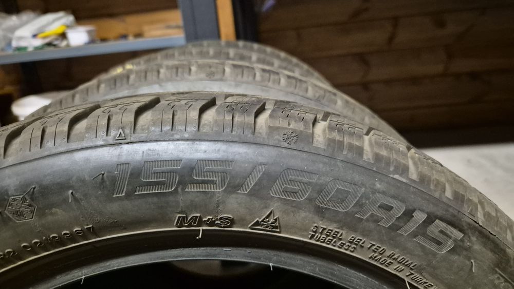 Vând cauciucuri AIXAM de iarnă pe 15