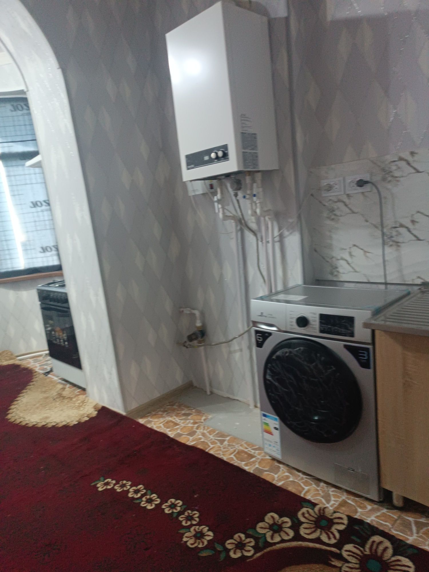 ijaraga qizlarni oladi
