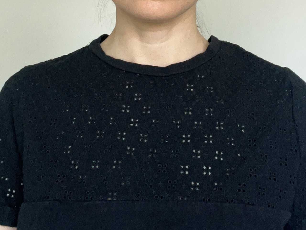 Отлична тениска с бродерия Noisy May S