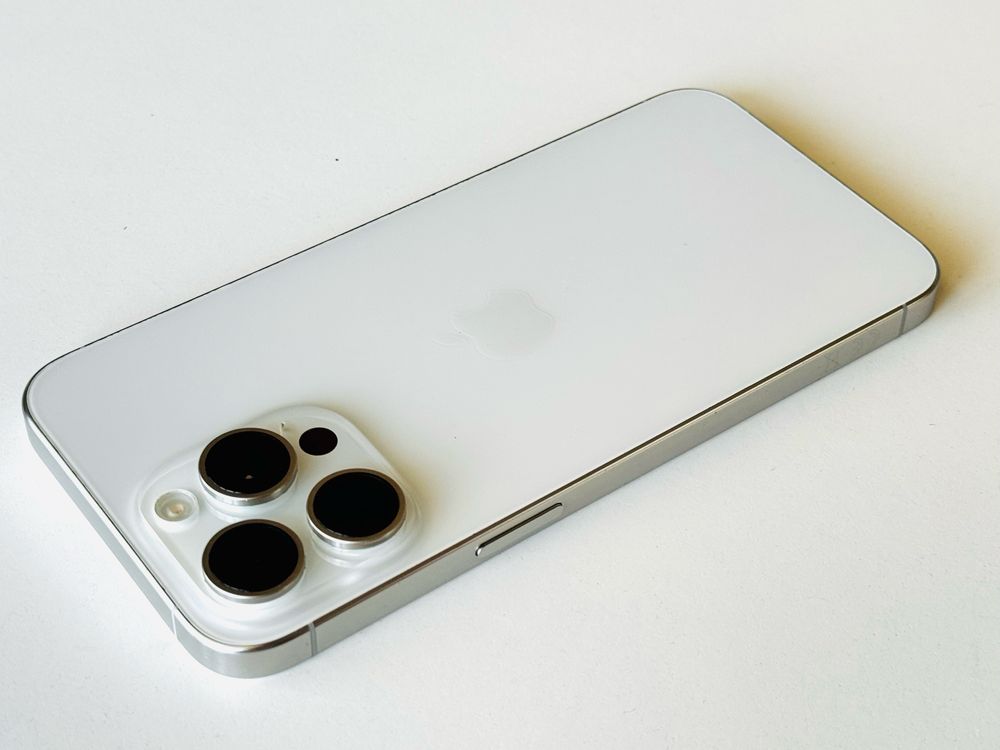 Iphone 15 Pro Max 256GB White Titanium 100% Батерия! Гаранция 6 месеца