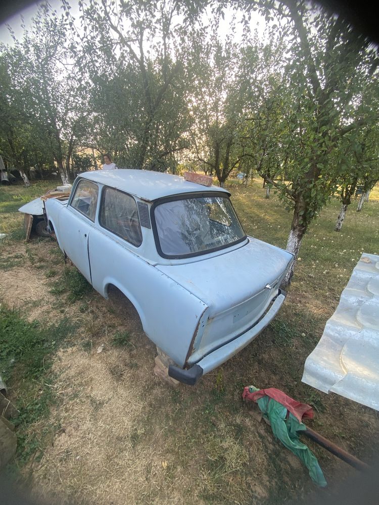 Продавам части за трабант