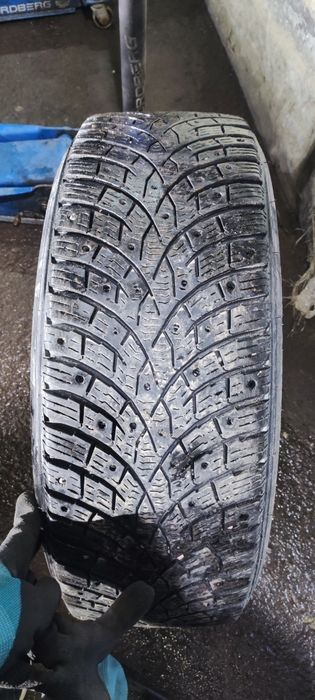 Шины 225/55/R18 зима, шипованная, резина зимняя, липучка