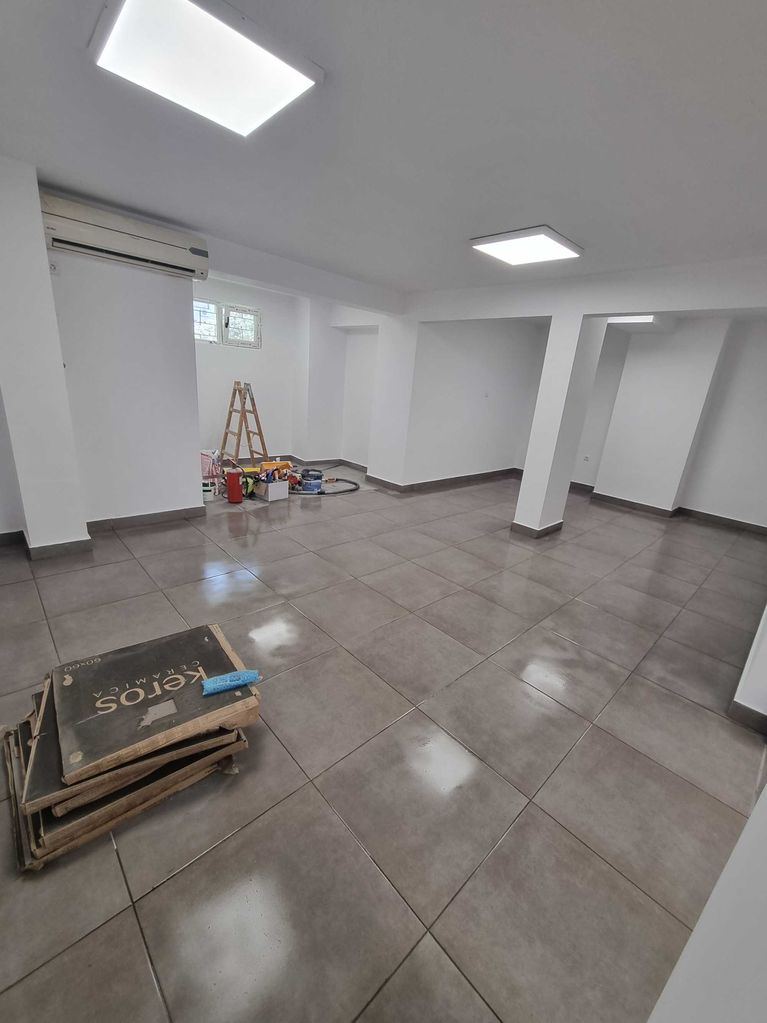 Дава се под наем Магазин в Бургас, Славейков - 122 кв.м за 663 € - Снимка #8