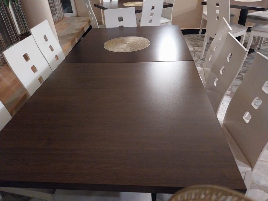 Продавам маси за заведение 6бр размер 0.90/0.90