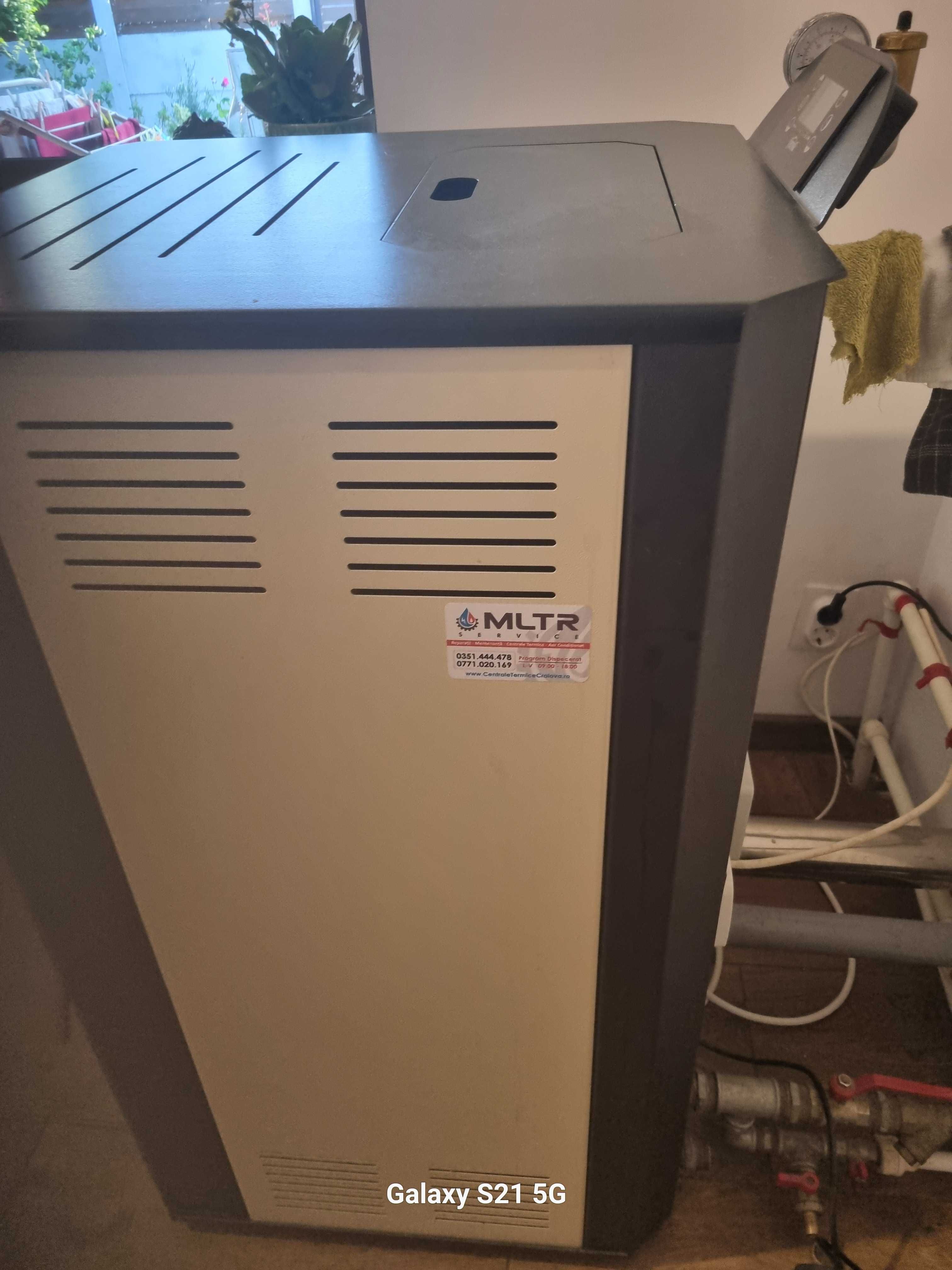 Termosemineu peleti FERROLI 24 KW