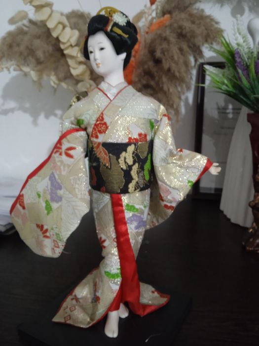 Фигуры японских людей