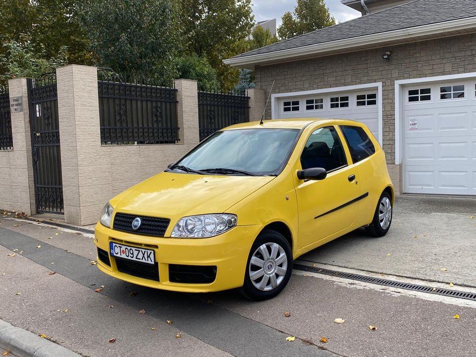 Okazie Fiat punto Facelift Economic An 2006 /1.3 benzină 
. An fabric