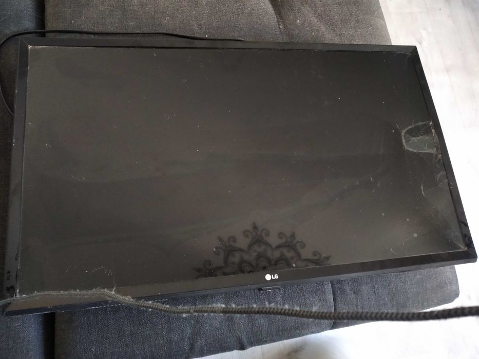 Телевизор на запчасти