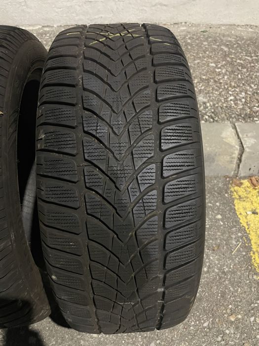 2 anvelope iarna 225/50/17 Dunlop