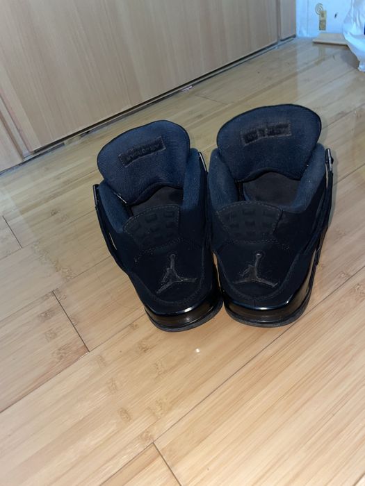 Jordan 4 black cat