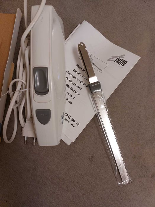 Cutit electric cu 2 lame