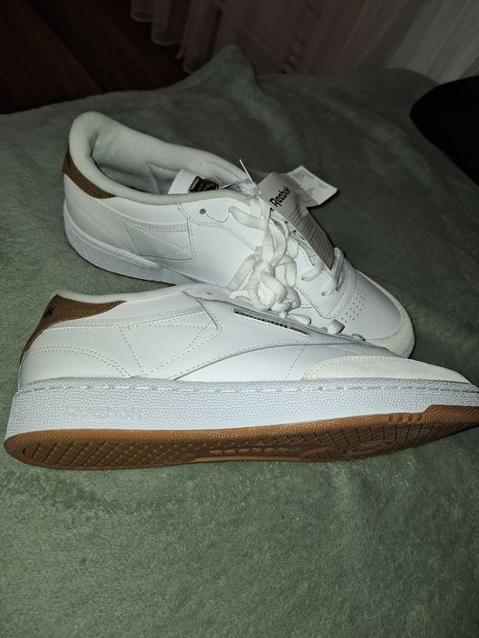 Pantofi Reebok Club C85,albi,noi,mărimea 45.5