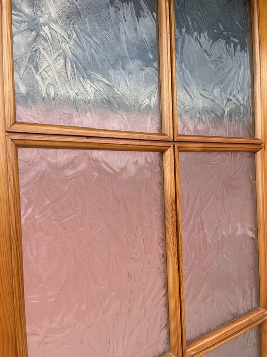 Uși interior lemn masiv cu toc, rame, geam sablat ~ mai multe buc.