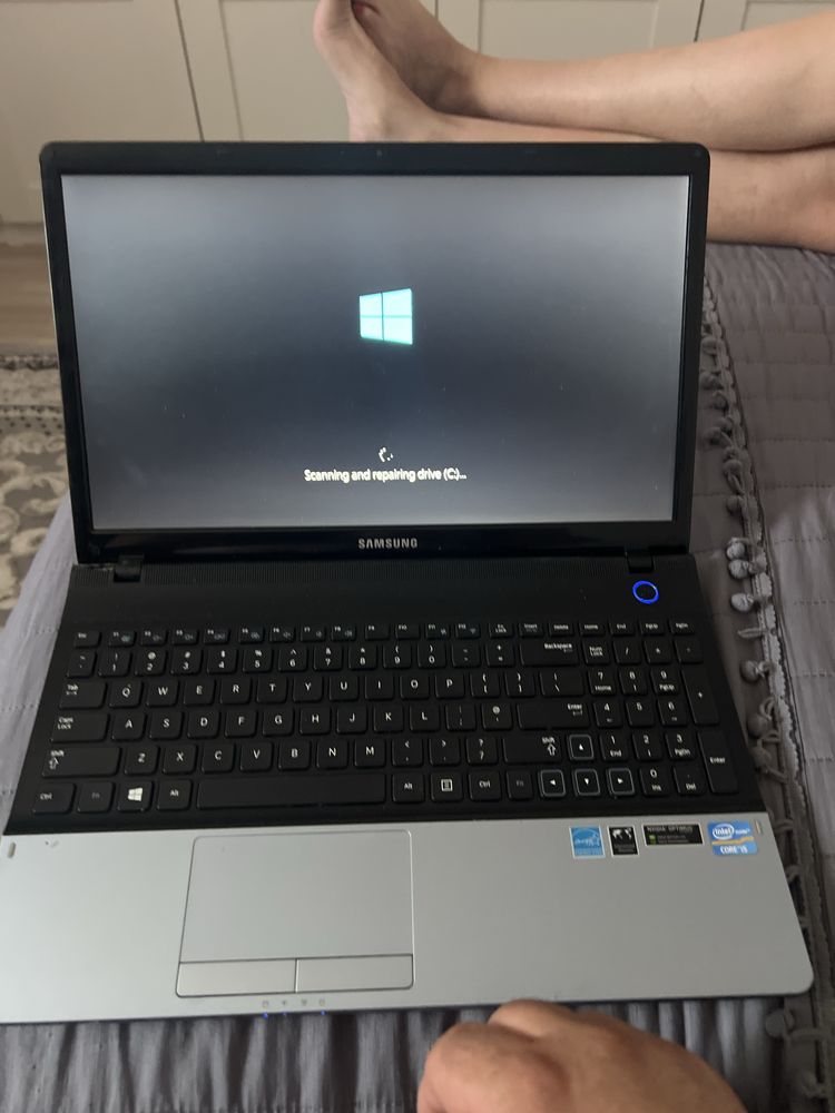 Lepto samsung Core i5