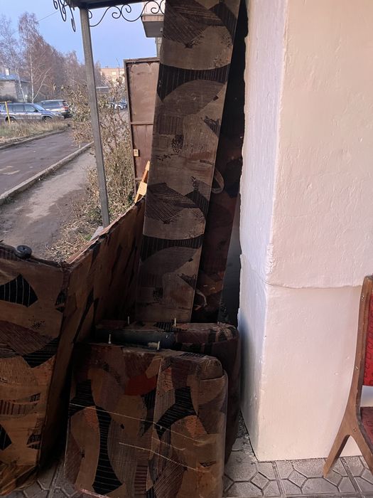 Отдам даром диван самовывоз
