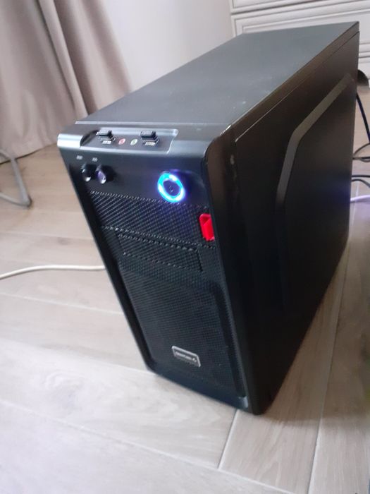 Vând AMD FX 6100 3,7 Ghz 6 nuclee