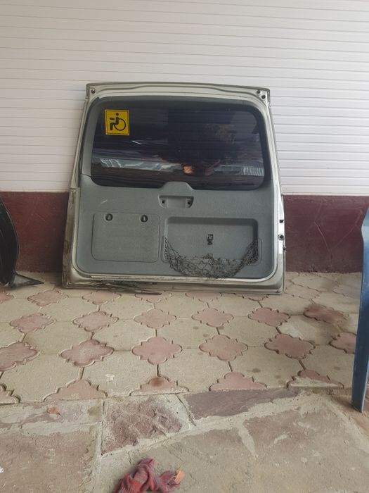 Дверь багажника на Прадо 120